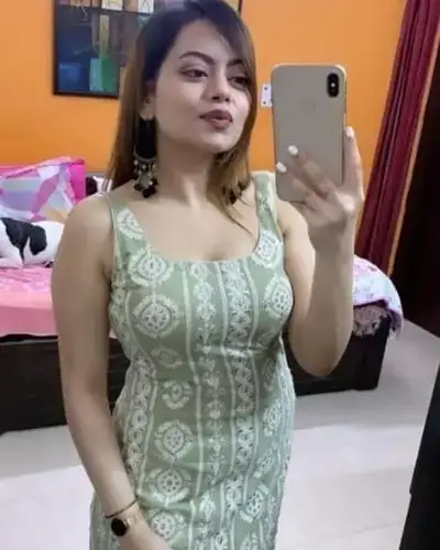 Call Girl in Mhow